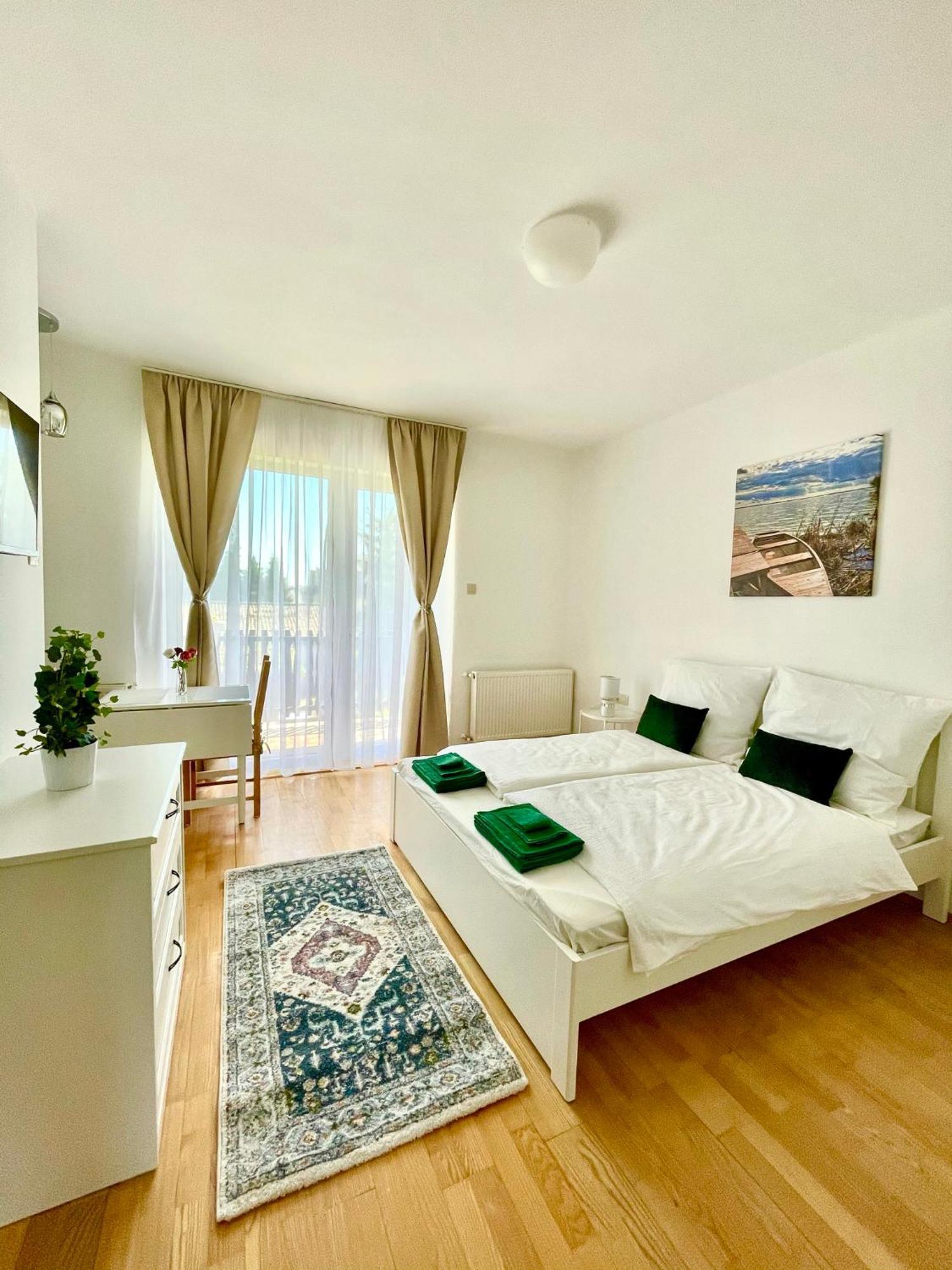 Libas Apartman Keszthely Room photo